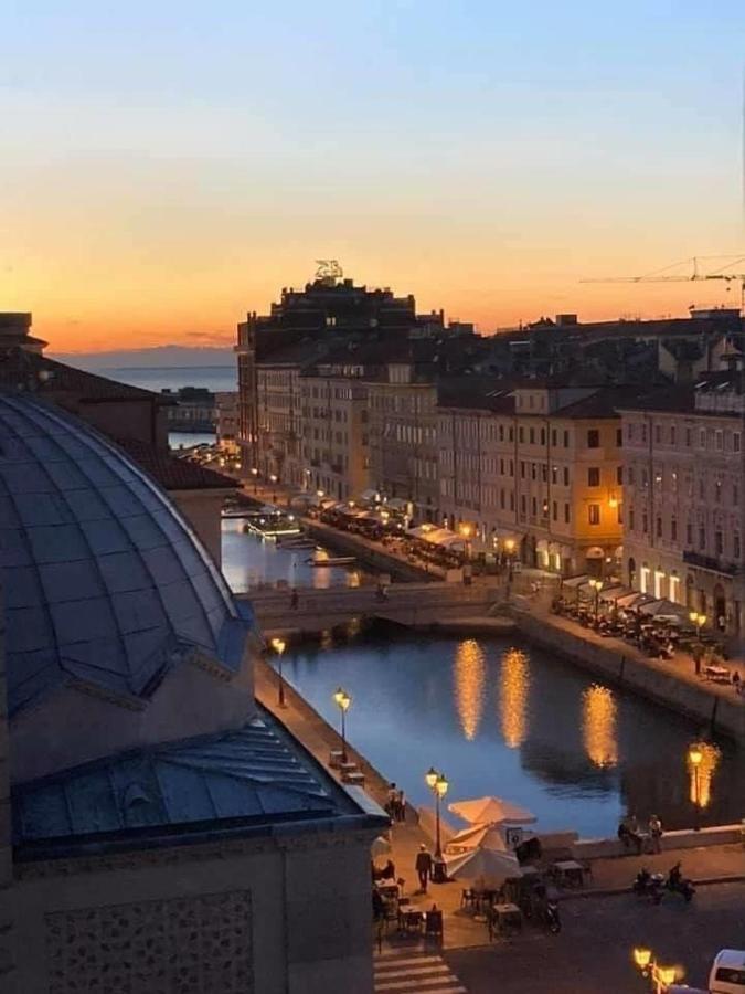Hotel Centrale Trieste Esterno foto
