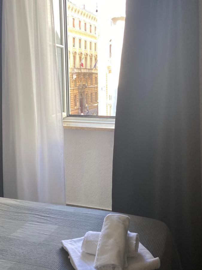 Hotel Centrale Trieste Esterno foto