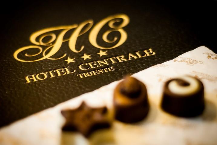 Hotel Centrale Trieste Esterno foto